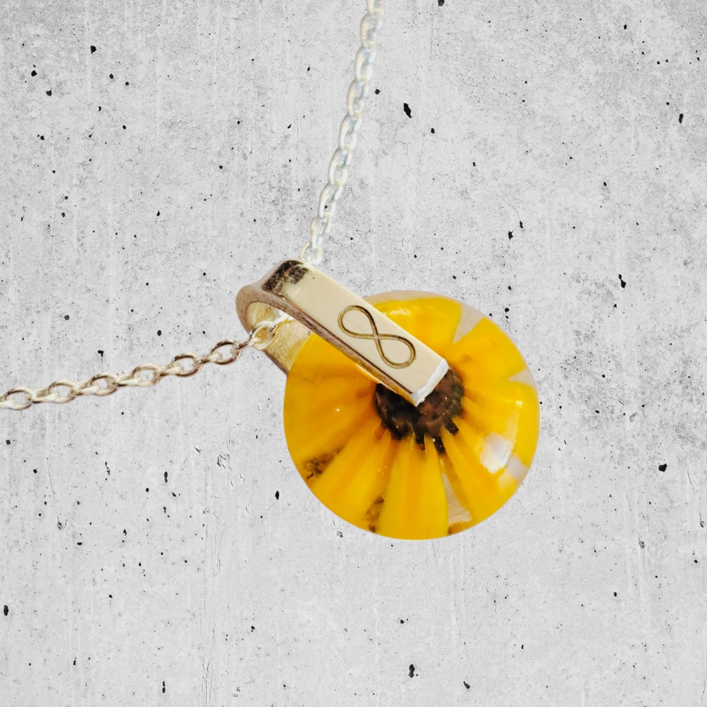 Pop Pendant - Sunflower