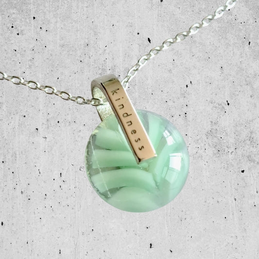 Pop Pendant - Light Green Leaf