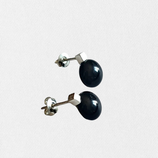 Studs - Black pin-pop